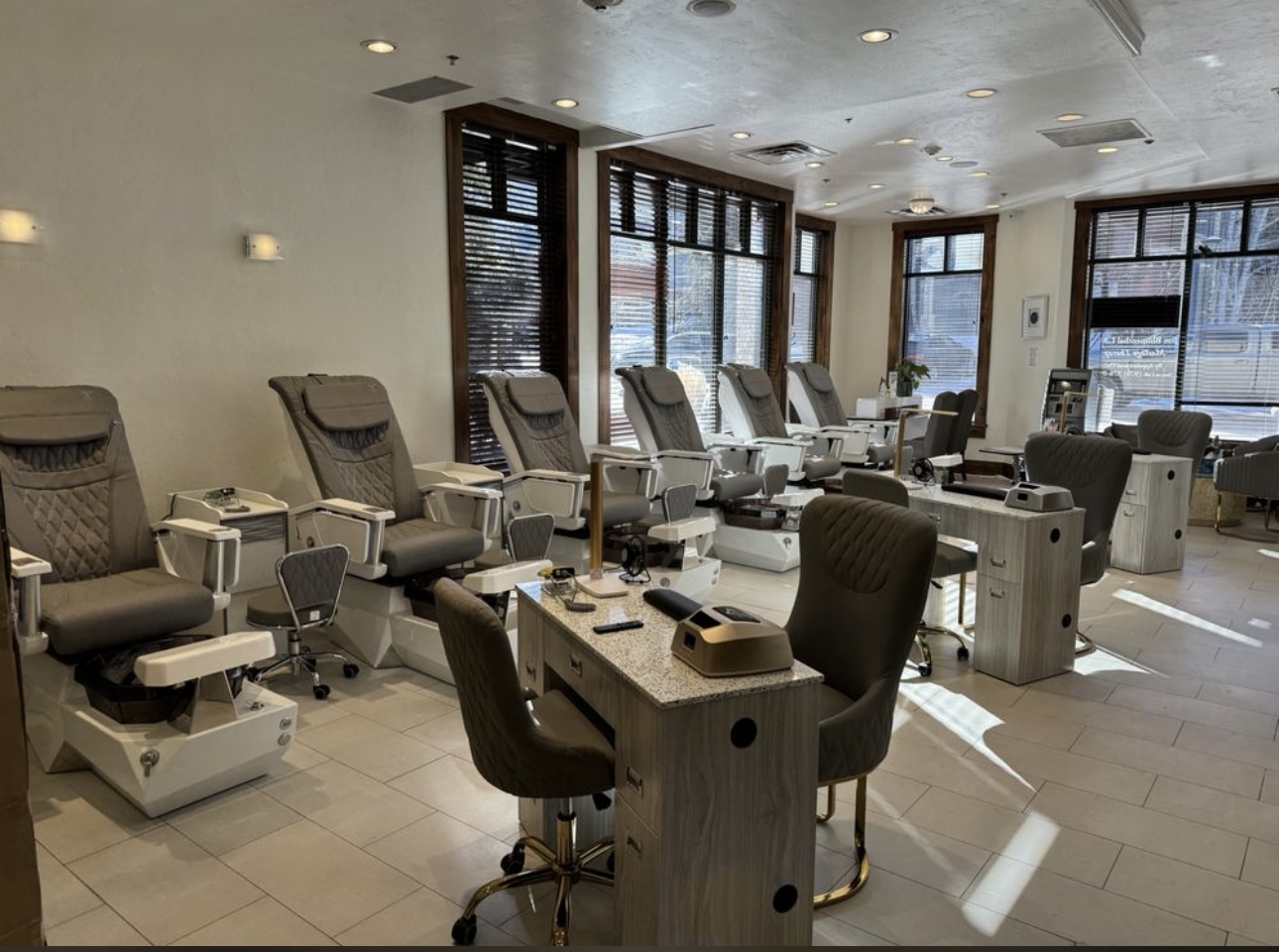 Serenity Nails & Spa nail photo 2